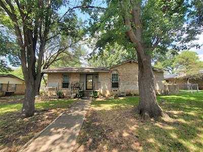 527 Rolling Ridge Lane Duncanville, TX 75116