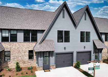 705 Cyprus Cove Dr Auburn, AL 36830