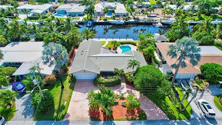 1238 SE 12th Ter Deerfield Beach, FL 33441