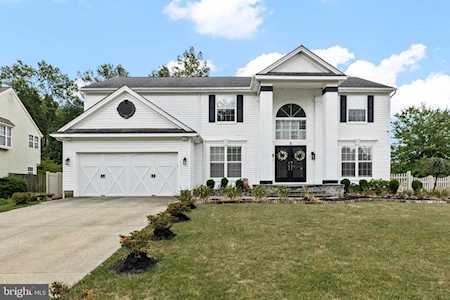 8 Omaha Rd Marlton, NJ 08053