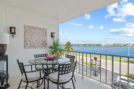 917 N Flagler Drive #412 West Palm Beach, FL 33401
