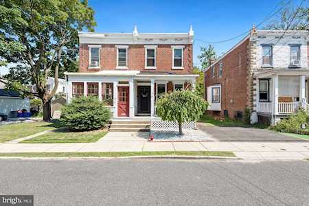 6 Center St Collingswood, NJ 08108