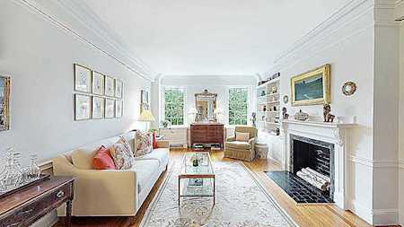 180 Commonwealth Ave #14 Boston, MA 02116