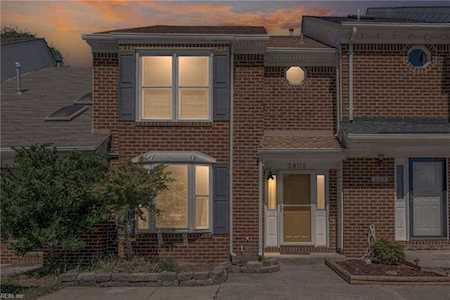 3808 Whitechapel Arch Chesapeake, VA 23321