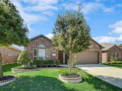 2408 Canyon Wren Lane Fort Worth, TX 76244