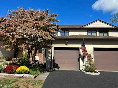 13 Saxonney Cir Raritan Twp., NJ 08822