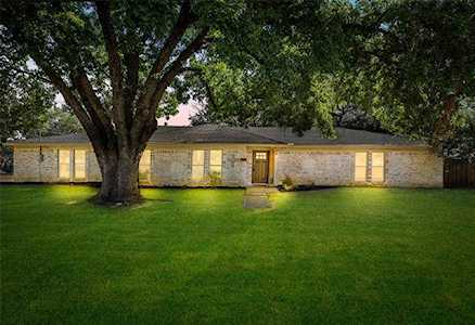 117 S College Street Pilot Point, TX 76258