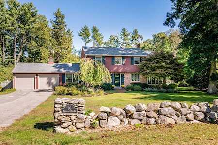 10 Pheasant Hill Dr Scituate, MA 02066