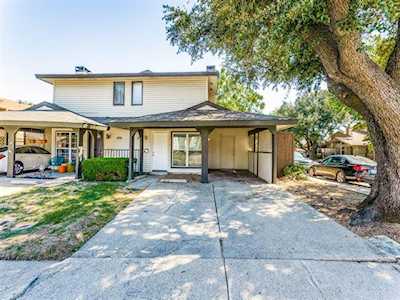702 Arrowhead Circle Garland, TX 75043