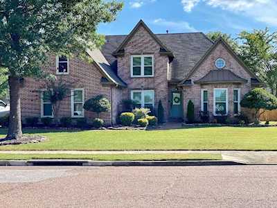 439 Bowling Brook Dr Collierville, TN 38017