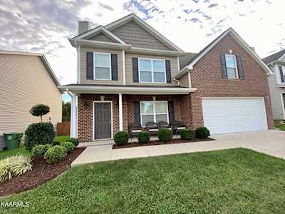 6927 Holliday Park Ln Knoxville, TN 37918
