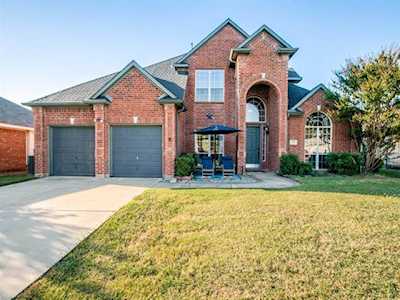 3318 Peakview Drive Corinth, TX 76210