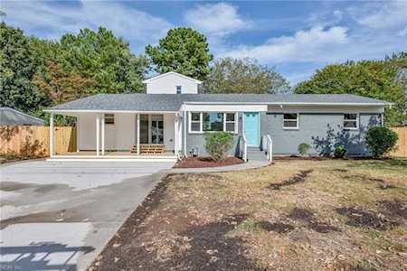 1008 Perth Ln Virginia Beach, VA 23455