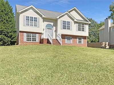 4089 Tolley Ridge Lane Winston Salem, NC 27106
