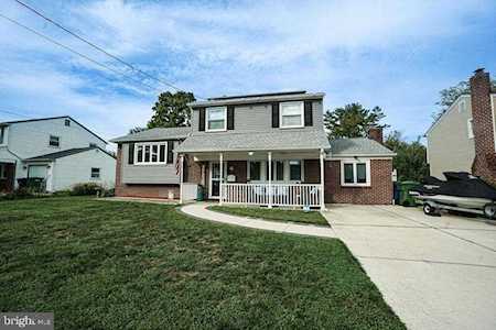11 Jefferson Ave Marlton, NJ 08053