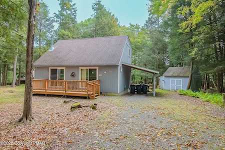 114 Big Pine Dr Albrightsville, PA 18210