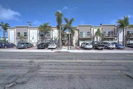 3993 Jewell Street #B4 San Diego, CA 92109