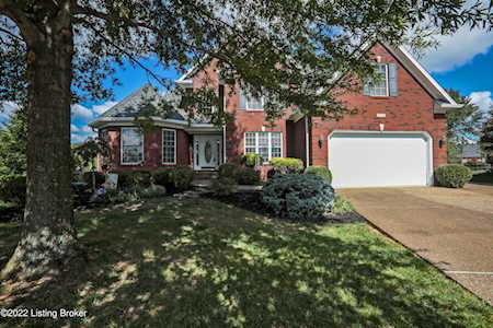 10711 Marceitta Ct Louisville, KY 40291