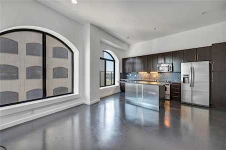 507 Sabine St #408 Austin, TX 78701
