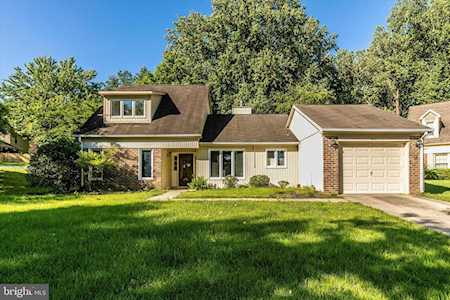 917 Barnegat Ln Annapolis, MD 21401