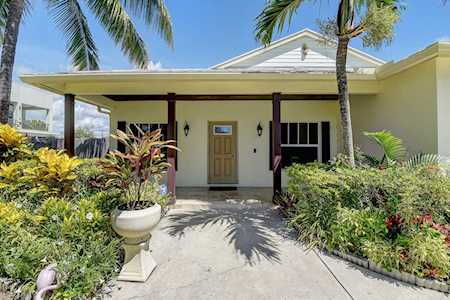 215 Gulfstream Boulevard Boynton Beach, FL 33435