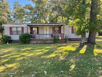 75 Bob White Spur Burgaw, NC 28425