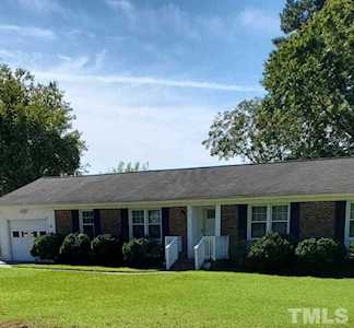 513 Colchester Drive Knightdale, NC 27545