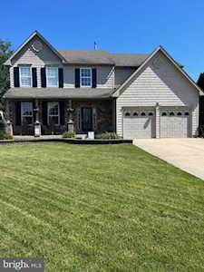 621 Stockton Dr Williamstown, NJ 08094