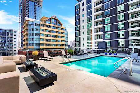 425 W Beech St #708 San Diego, CA 92101