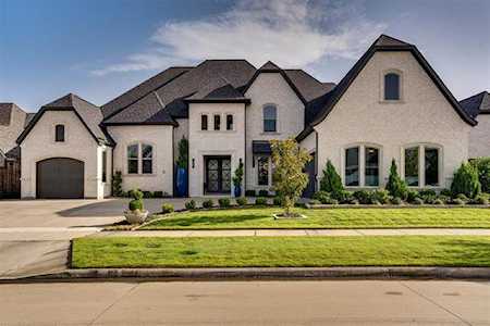 3786 Winding Oaks Lane Frisco, TX 75033