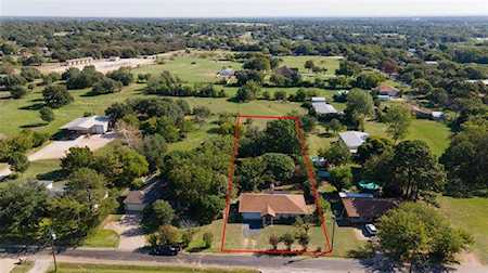 4816 Winnett Road Burleson, TX 76028