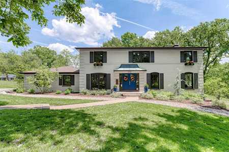 1540 View Woods St Louis, MO 63122