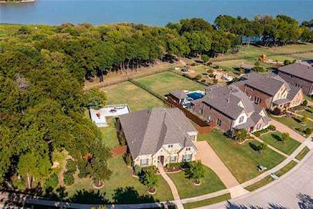 9902 Waters Lane Rowlett, TX 75089