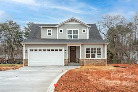 4970 Surfwood Dr Sherrills Ford, NC 28673