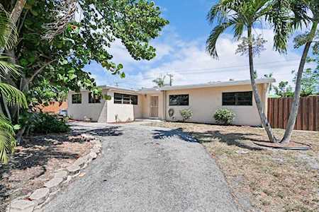 1343 W Ocean Avenue Lantana, FL 33462