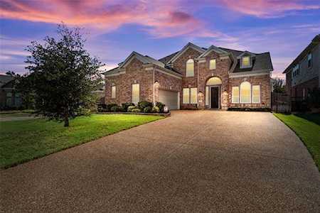 4416 Elmgreen Drive Fort Worth, TX 76262