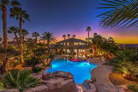 6280 Shelter Creek Ave Las Vegas, NV 89110