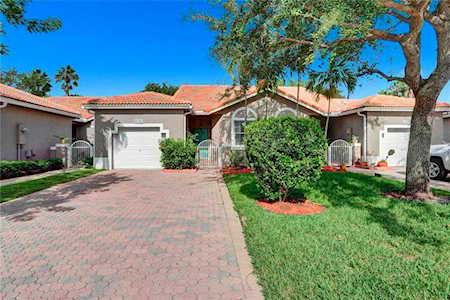 2301 E Aragon Blvd #3 Sunrise, FL 33313