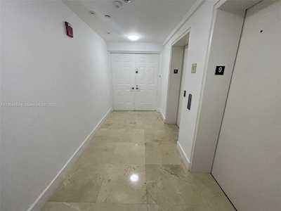 3330 NE 190th St #914 Aventura, FL 33180
