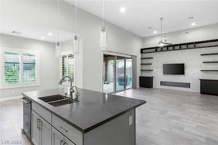 6795 Regency Crest Ave Las Vegas, NV 89148