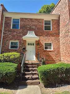 1409 Kensington Rd Hendersonville, NC 28791