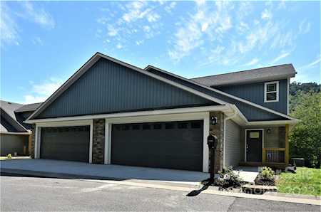 196 February Ln N Waynesville, NC 28785