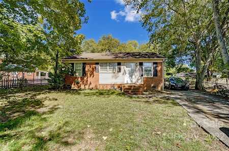 104 Eden Circle Pineville, NC 28134