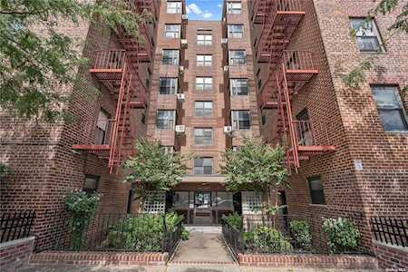 88-11 Northern Blvd Jackson Heights, NY 11372