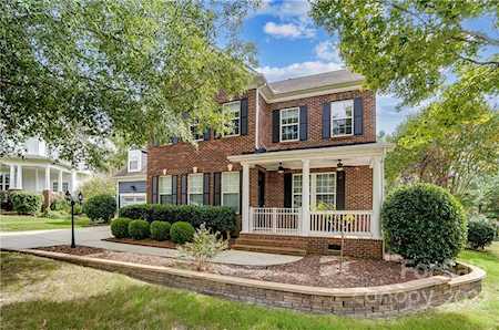 2060 Emerald Pines Dr Tega Cay, SC 29708