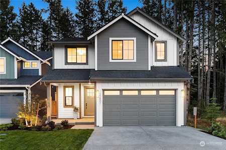 22401 SE 285th St Maple Valley, WA 98038
