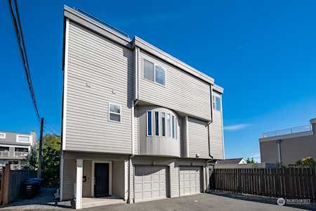 1120 6th Ave N Seattle, WA 98109