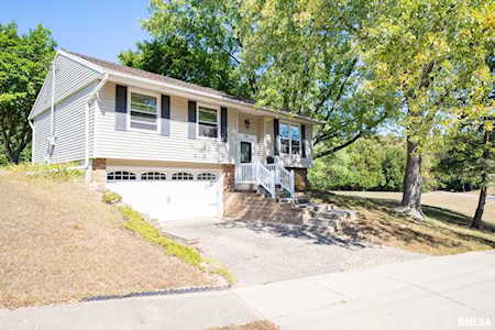 108 St Clair Dr Marquette Heights, IL 61554