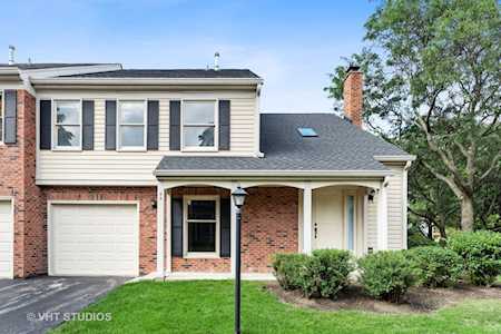 65 Bright Ridge Dr Schaumburg, IL 60194