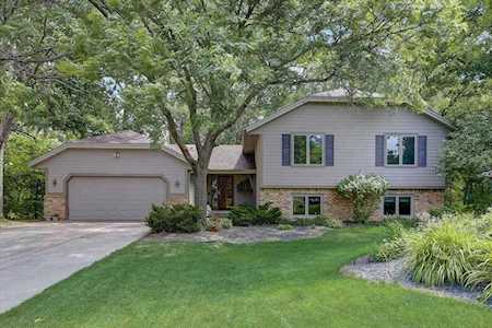 1588 Norwood Drive Eagan, MN 55122